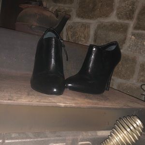 🍀LAUREN Ralph Lauren black leather shootie
